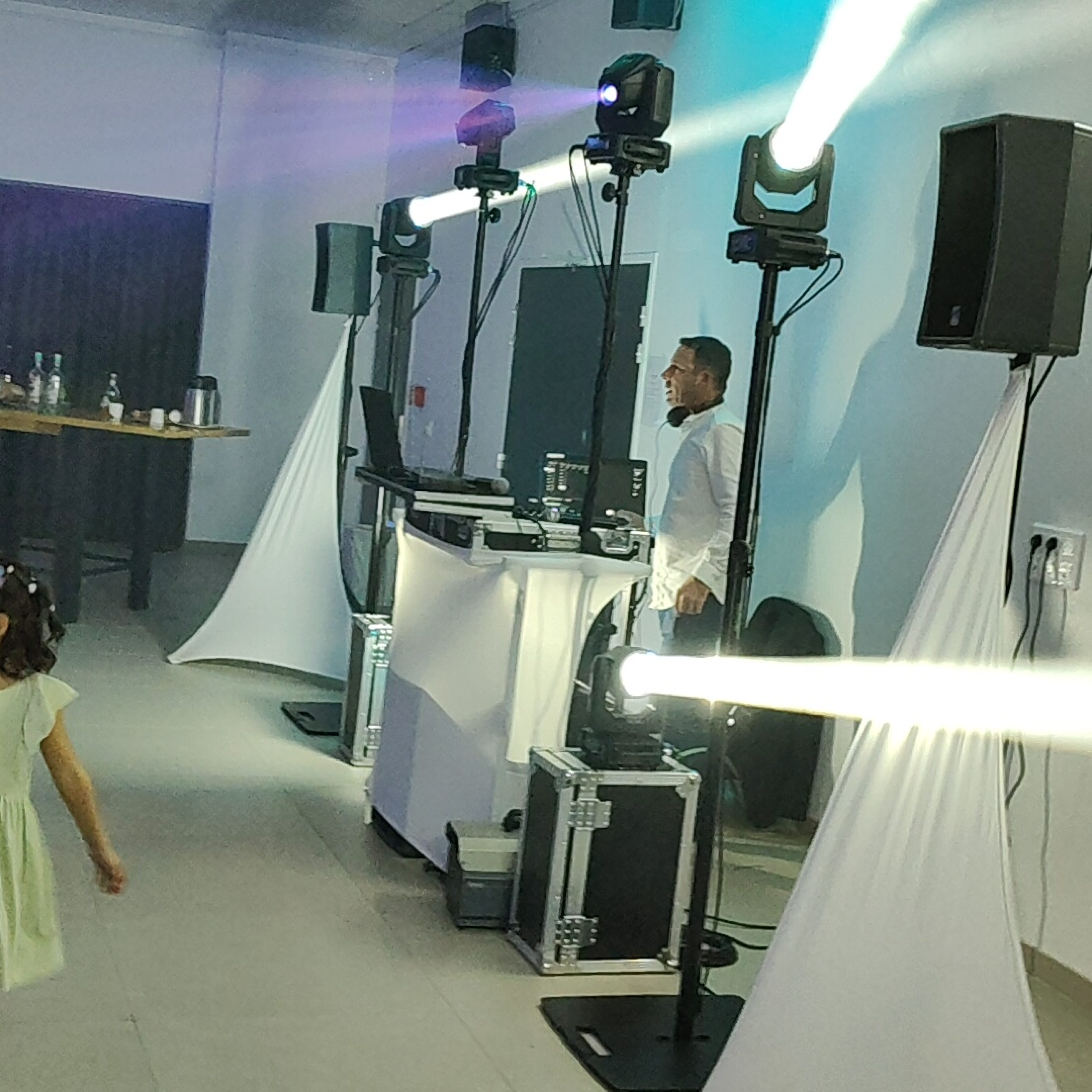 DJ 33 Bordeaux , Den-Event