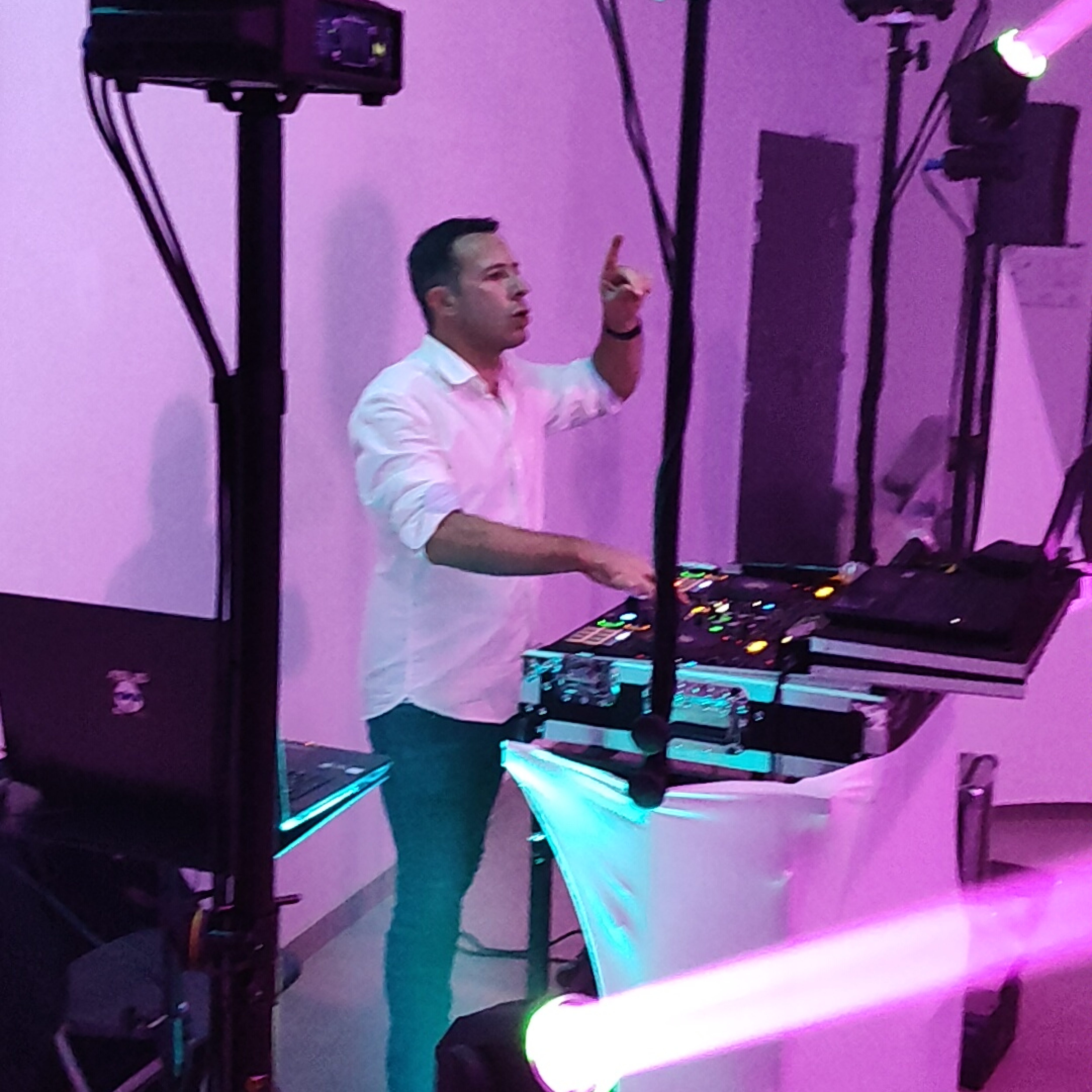 DJ 33 Bordeaux , Den-Event